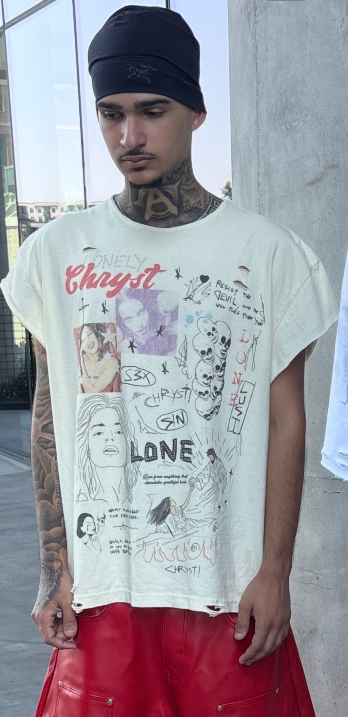 LONELY MUSCLE TEE