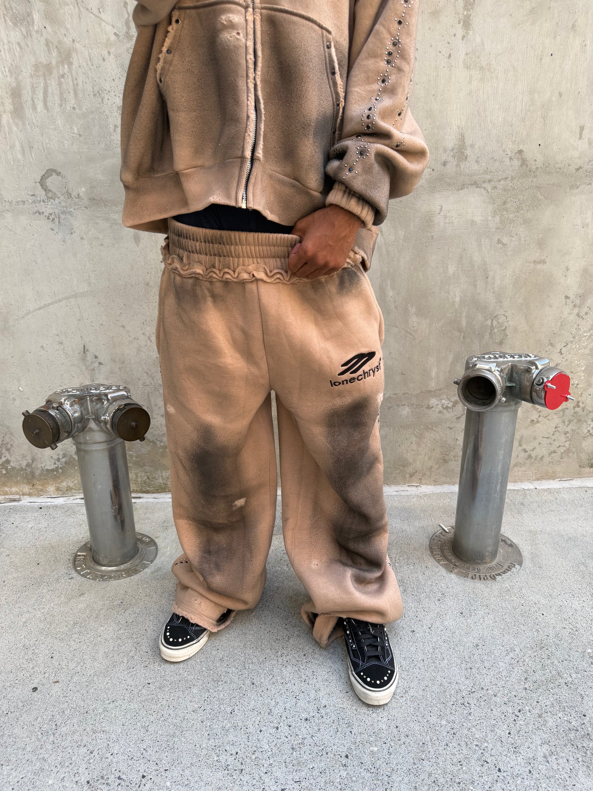 BEIGE TRANCE SWEATS